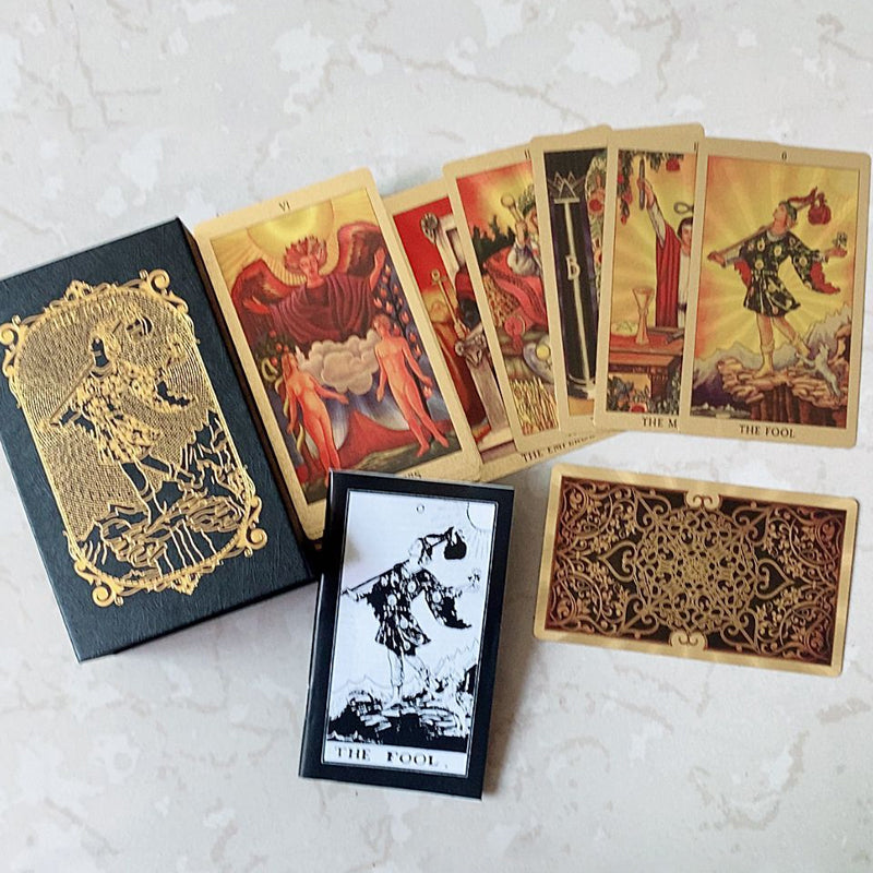 Hjemix | Utforsk den mystiske verden av tarot Gullfarget tarot