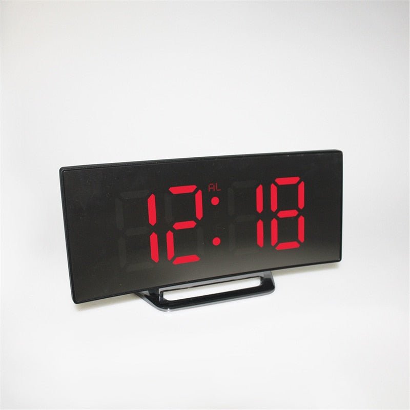Hjemix | LED Digital Vekkerklokke – Bøyd Speildisplay, Bordklokke med Snusfunksjon, Elektronisk Borddisplay, Soverom og Stueinnredning