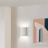 Hjemix | Minimalist Groove Vegglampe | Harpiks, Opp og Ned