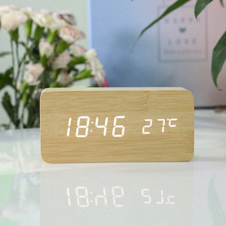 Hjemix | Minimalistisk LED Klokke | Tre