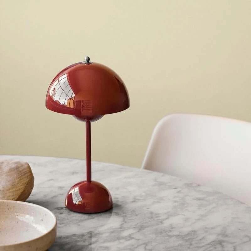 Hjemix | Moderne Bordlampe - dette er USB ADVARSEL