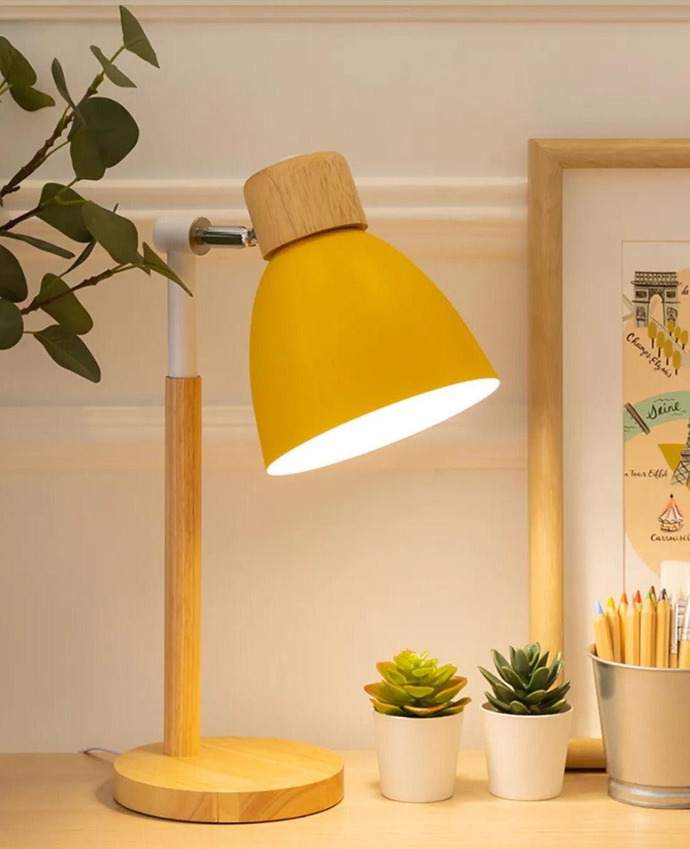 Hjemix | Nordisk Bordlampe | Tre, Jern
