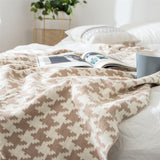 Hjemix | PlaidLuxe Houndstooth Kasteteppe | Rutete Design | Myk & Koselig | Ulike Størrelser