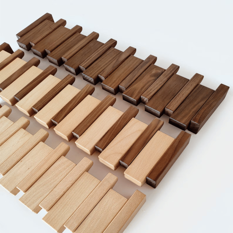 Hjemix | Klesskap - PianoWood - Håndlaget Design - 5-13 Kroker