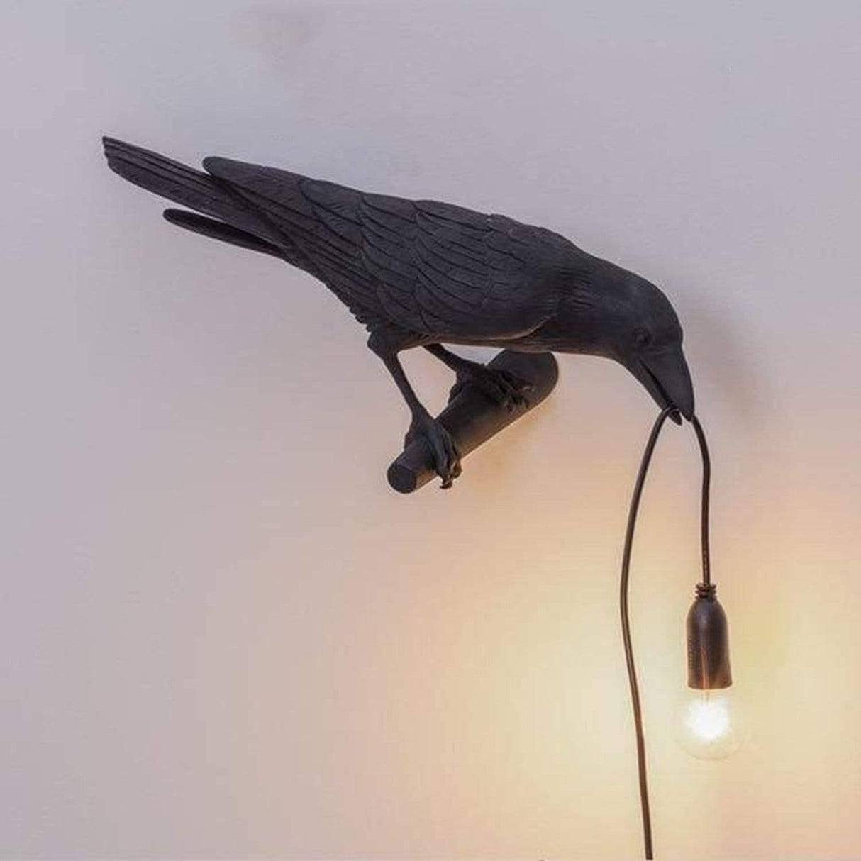 Hjemix | The Raven Bird Lamp