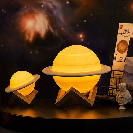 Hjemix | Lampe - SaturnGlow - Planetarisk Design - Justerbart Lys