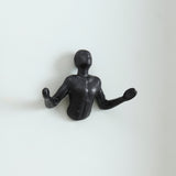 Hjemix | Fremspringende "Hender Opp" Støpejern Dekorative Svart Veggmonterte Kroker (Sett med 2)