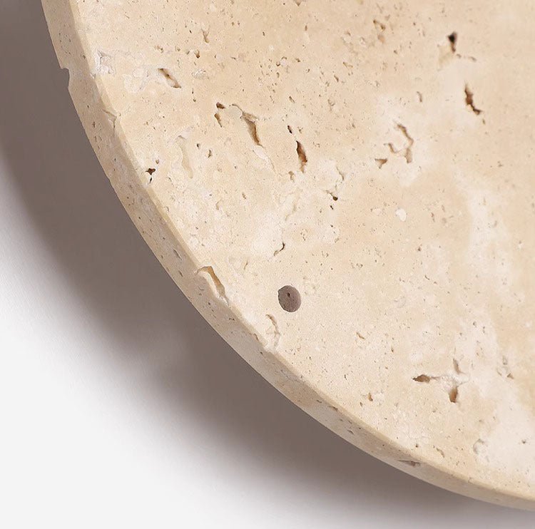 Hjemix | Forny rommet ditt med Wabi-sabi veggklokken laget av travertin